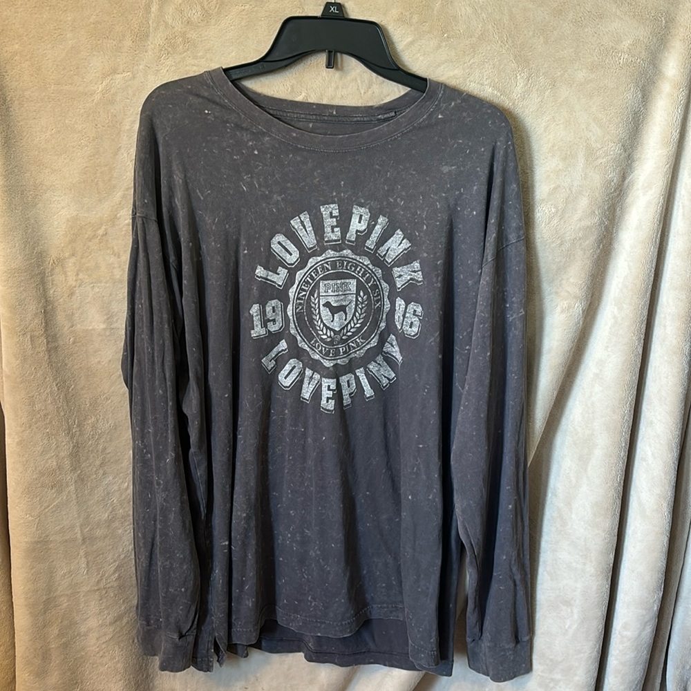 PINK XL long sleeve grey buttery soft shirt with distressed speckles throughout